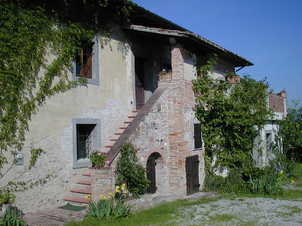 Agriturismo Poggio Ai Grilli Gambassi Terme Habitación foto